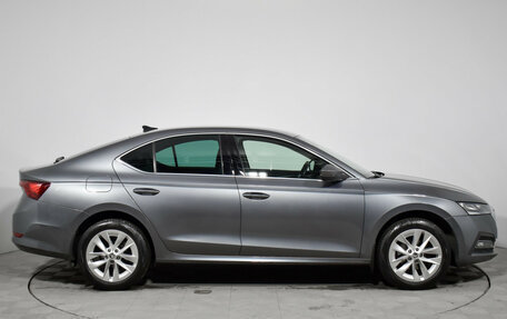 Skoda Octavia IV, 2021 год, 2 325 000 рублей, 4 фотография