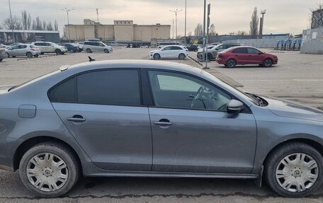 Volkswagen Jetta VI, 2013 год, 1 070 000 рублей, 5 фотография