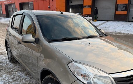 Renault Sandero I, 2010 год, 685 000 рублей, 2 фотография