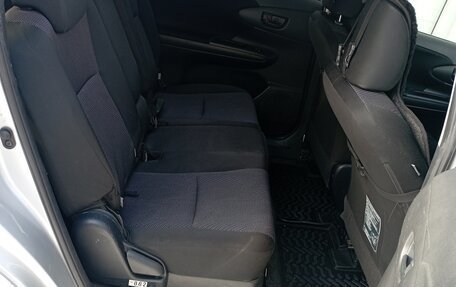 Toyota Wish II, 2017 год, 1 560 000 рублей, 11 фотография