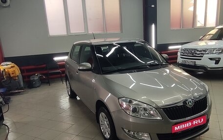 Skoda Fabia II, 2011 год, 850 000 рублей, 10 фотография