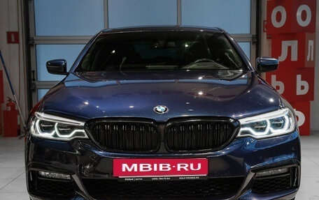 BMW 5 серия, 2019 год, 4 490 000 рублей, 2 фотография