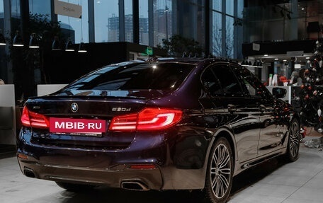 BMW 5 серия, 2019 год, 4 490 000 рублей, 4 фотография