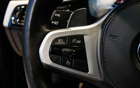 BMW 5 серия, 2019 год, 4 490 000 рублей, 31 фотография