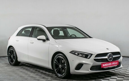 Mercedes-Benz A-Класс, 2018 год, 2 870 000 рублей, 3 фотография