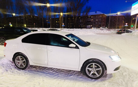 Volkswagen Jetta VI, 2012 год, 780 000 рублей, 3 фотография