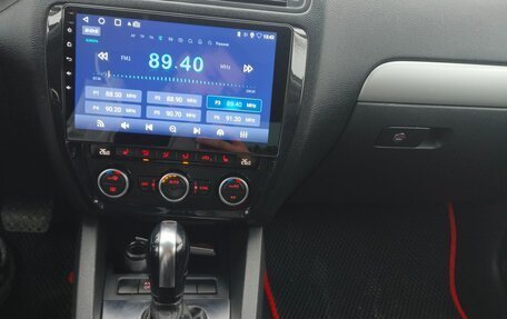 Volkswagen Jetta VI, 2012 год, 780 000 рублей, 11 фотография