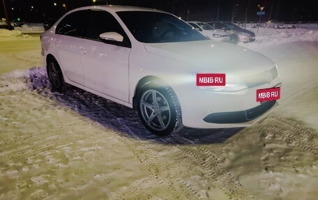 Volkswagen Jetta VI, 2012 год, 780 000 рублей, 4 фотография