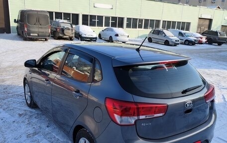 KIA Rio III рестайлинг, 2016 год, 1 360 000 рублей, 5 фотография