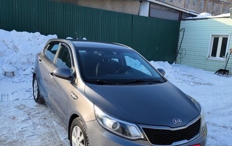 KIA Rio III рестайлинг, 2016 год, 1 360 000 рублей, 2 фотография