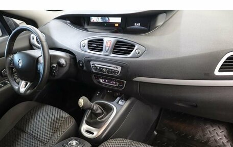 Renault Scenic III, 2011 год, 679 000 рублей, 5 фотография