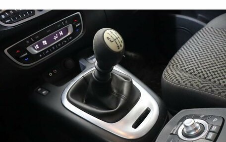 Renault Scenic III, 2011 год, 679 000 рублей, 12 фотография