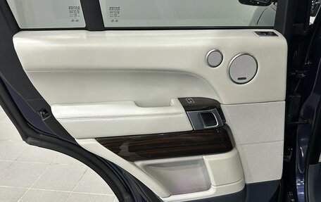 Land Rover Range Rover IV рестайлинг, 2015 год, 2 990 000 рублей, 21 фотография