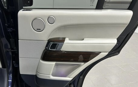 Land Rover Range Rover IV рестайлинг, 2015 год, 2 990 000 рублей, 26 фотография