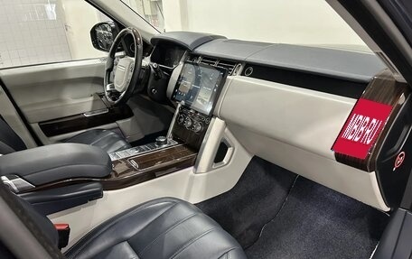 Land Rover Range Rover IV рестайлинг, 2015 год, 2 990 000 рублей, 31 фотография