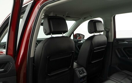 Volkswagen Tiguan II, 2017 год, 2 531 444 рублей, 11 фотография