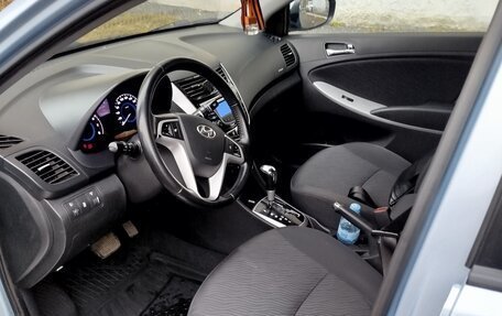 Hyundai Solaris II рестайлинг, 2012 год, 720 000 рублей, 6 фотография