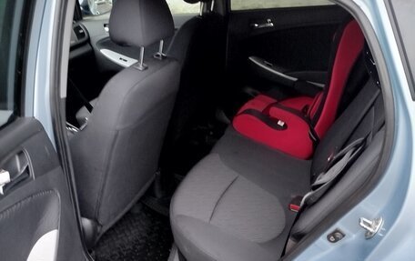 Hyundai Solaris II рестайлинг, 2012 год, 720 000 рублей, 5 фотография