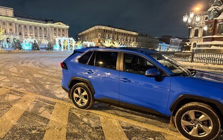 Toyota RAV4, 2019 год, 3 100 000 рублей, 3 фотография