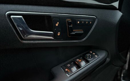 Mercedes-Benz E-Класс, 2009 год, 1 599 999 рублей, 4 фотография