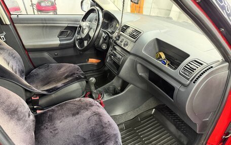 Skoda Fabia II, 2010 год, 370 000 рублей, 7 фотография