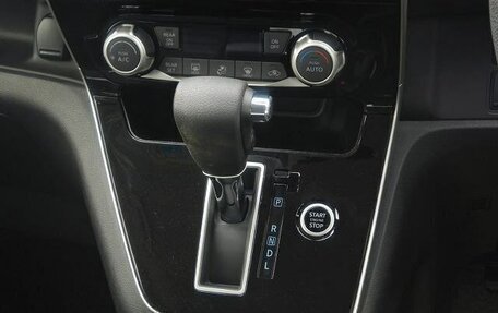 Nissan Serena IV, 2020 год, 2 900 000 рублей, 9 фотография