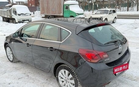 Opel Astra J, 2012 год, 660 000 рублей, 3 фотография