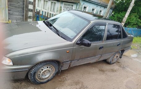Daewoo Nexia I рестайлинг, 2004 год, 80 000 рублей, 2 фотография
