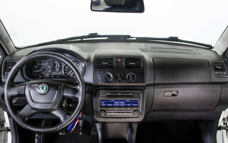 Skoda Fabia II, 2010 год, 365 000 рублей, 13 фотография