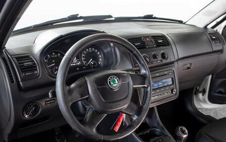 Skoda Fabia II, 2010 год, 365 000 рублей, 12 фотография