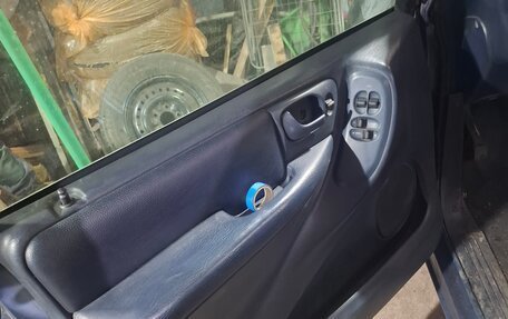 Dodge Caravan IV, 2001 год, 400 000 рублей, 8 фотография