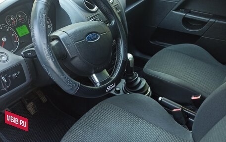 Ford Fiesta, 2006 год, 500 000 рублей, 2 фотография