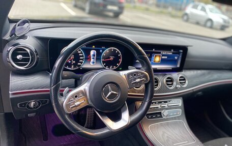 Mercedes-Benz E-Класс, 2019 год, 3 100 000 рублей, 11 фотография