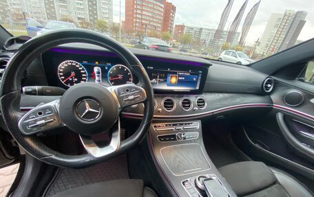 Mercedes-Benz E-Класс, 2019 год, 3 100 000 рублей, 12 фотография