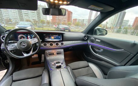 Mercedes-Benz E-Класс, 2019 год, 3 100 000 рублей, 14 фотография