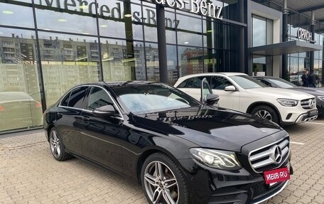 Mercedes-Benz E-Класс, 2019 год, 3 100 000 рублей, 19 фотография