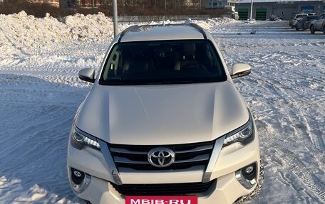 Toyota Fortuner II, 2019 год, 3 900 000 рублей, 4 фотография