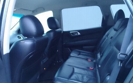 Nissan Pathfinder, 2015 год, 1 800 000 рублей, 5 фотография