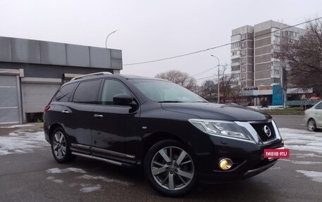Nissan Pathfinder, 2015 год, 1 800 000 рублей, 2 фотография