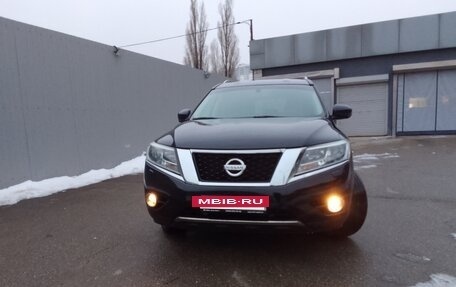Nissan Pathfinder, 2015 год, 1 800 000 рублей, 9 фотография
