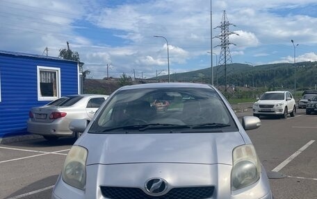 Toyota Vitz, 2009 год, 530 000 рублей, 2 фотография