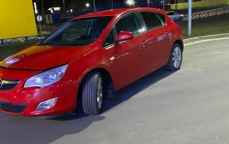 Opel Astra J, 2011 год, 650 000 рублей, 17 фотография
