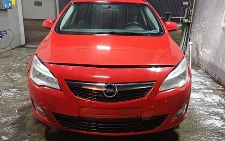 Opel Astra J, 2011 год, 650 000 рублей, 10 фотография