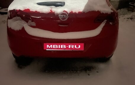 Opel Astra J, 2011 год, 650 000 рублей, 19 фотография