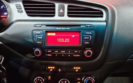 KIA cee'd III, 2015 год, 997 000 рублей, 14 фотография