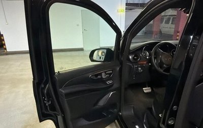 Mercedes-Benz V-Класс, 2023 год, 11 200 000 рублей, 1 фотография