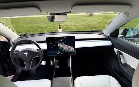 Tesla Model 3 I, 2019 год, 3 700 000 рублей, 13 фотография