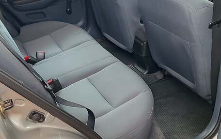 Nissan Almera, 2005 год, 450 000 рублей, 11 фотография