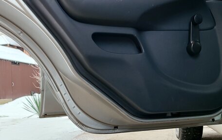 Nissan Almera, 2005 год, 450 000 рублей, 15 фотография