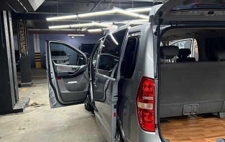 Hyundai Grand Starex Grand Starex I рестайлинг 2, 2011 год, 1 900 000 рублей, 6 фотография